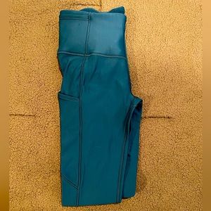 Teal LuLuLemon leggings Size 4